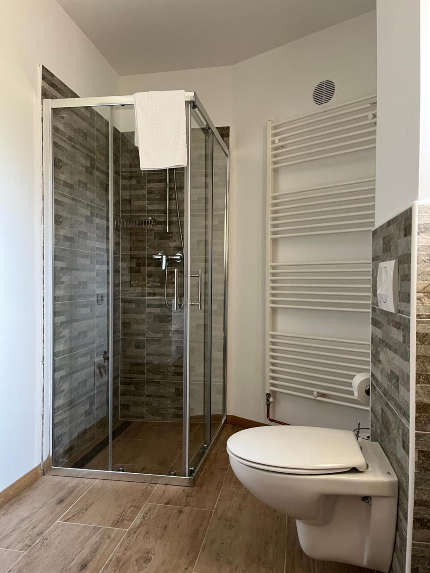 Vila K29 Bovec Bilik gambar